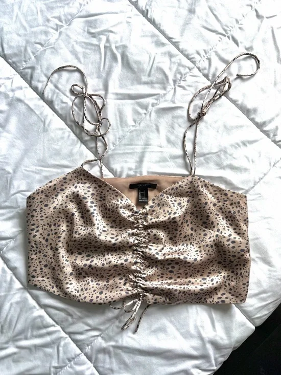 Forever 21 Beige Spotted Satin Ruched Cami Top - Picture 3 of 7